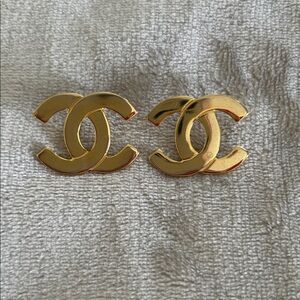 CHANEL LIKE Gold Interlocking Logo Earrings